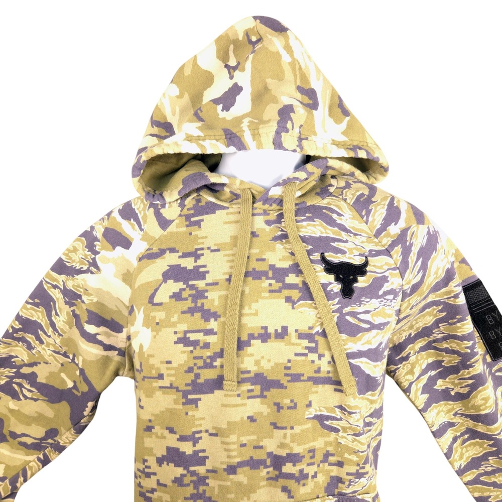 Under Armour Project Rock Camo Hoodie Mens Small Brahma Bull 1373582-289